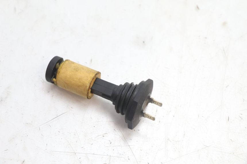 photo de INDICATORE LIVELLO CARBURANTE PIAGGIO ZIP 2T 50 (2009 - 2019) - Vista principale