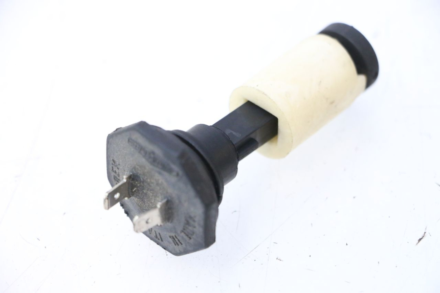 photo de INDICATORE LIVELLO CARBURANTE PIAGGIO ZIP 2T 50 (2009 - 2019) - Vista principale