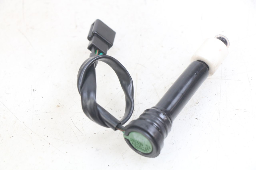 photo de INDICATORE LIVELLO OLIO KYMCO AGILITY NAKED RENOUVO 2T 50 (2011 - 2018) - Altra angolazione