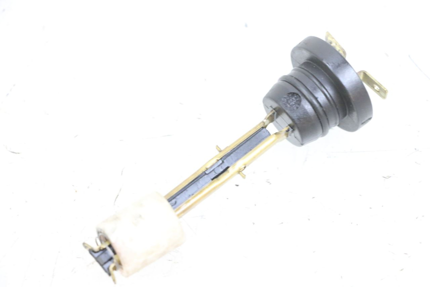 photo de LIVELLO OLIO SERBATOIO YAMAHA BW'S EASY 50 (2013 - 2016) - Zoom sullo stato d'uso