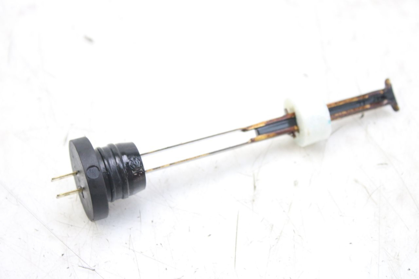 photo de LIVELLO OLIO SERBATOIO PEUGEOT ELYSTAR 50 (2002 - 2014) - Zoom sullo stato d'uso