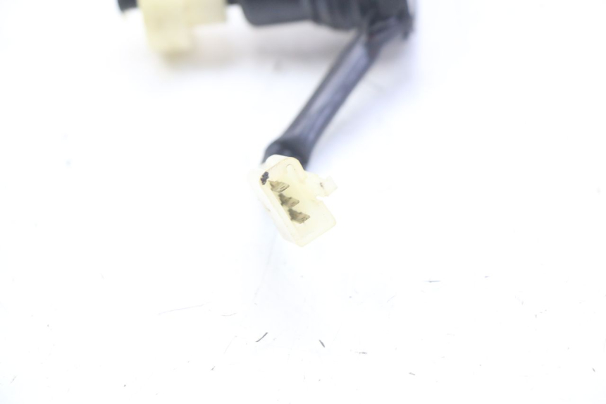 photo de Livello dell'olio nel serbatoio SYM JET EURO X 2T 50 (2003 - 2007) - Zoom sullo stato d'uso