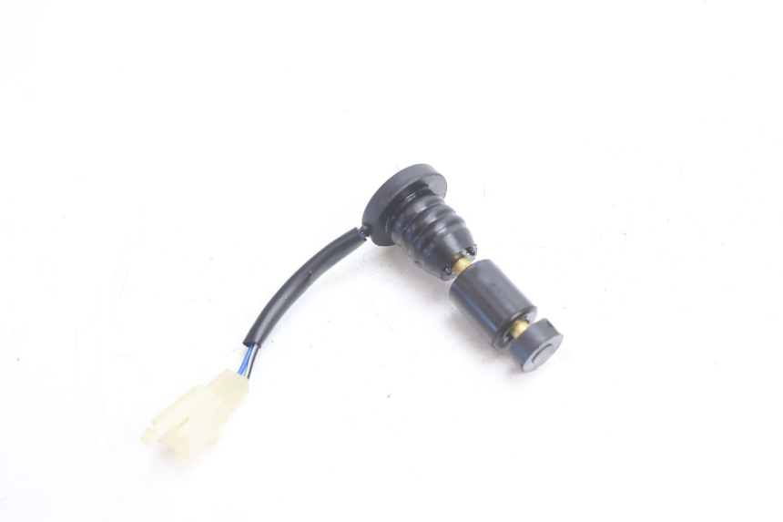 photo de LIVELLO OLIO SERBATOIO PEUGEOT KISBEE 2T 50 (2010 - 2017) - Dettaglio del componente