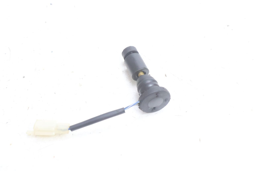 photo de LIVELLO OLIO SERBATOIO PEUGEOT KISBEE 2T 50 (2010 - 2017) - Altra angolazione