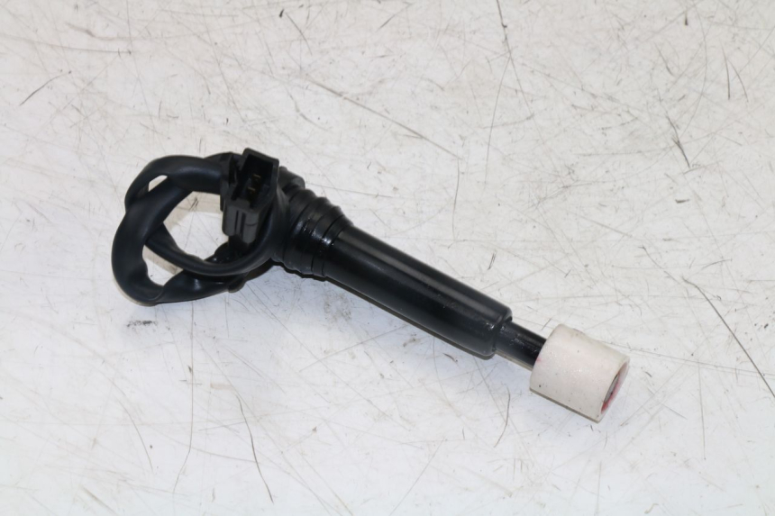 photo de Livello dell'olio nel serbatoio KYMCO AGILITY FR 2T 50 (2012 - 2017) - Vista principale