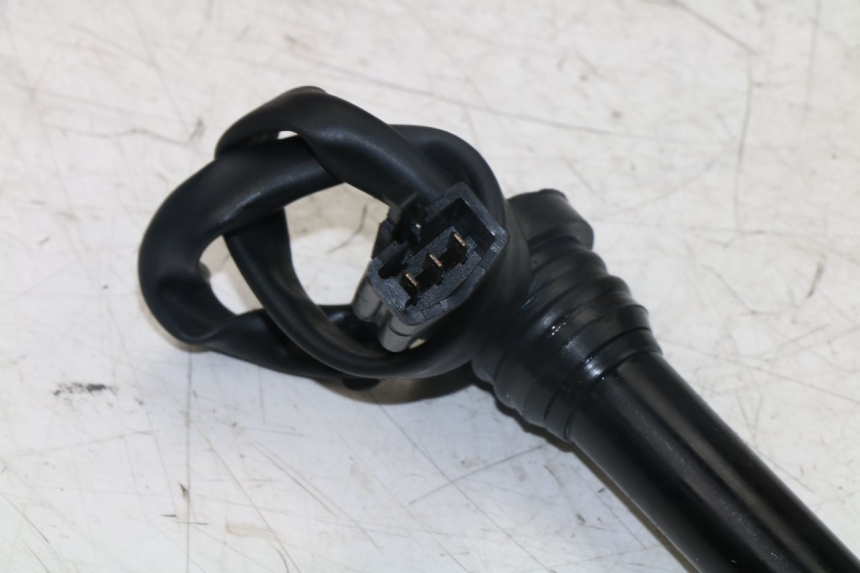 photo de Livello dell'olio nel serbatoio KYMCO AGILITY FR 2T 50 (2012 - 2017) - Zoom sullo stato d'uso