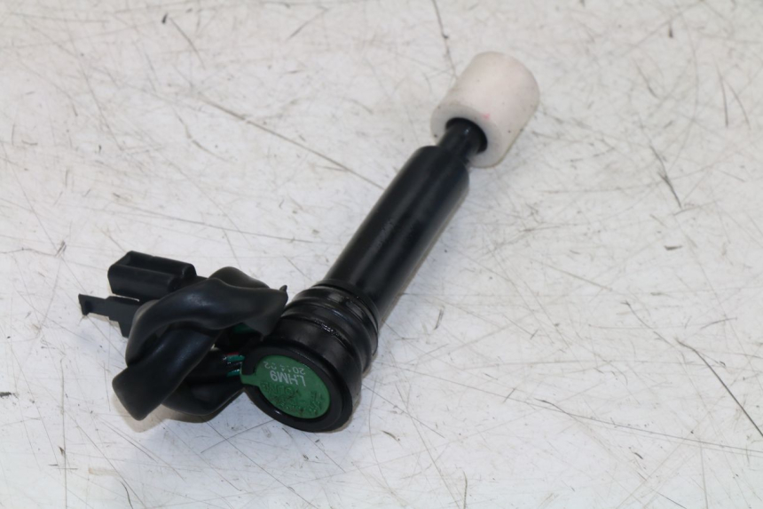 photo de Livello dell'olio nel serbatoio KYMCO AGILITY FR 2T 50 (2012 - 2017) - Altra angolazione