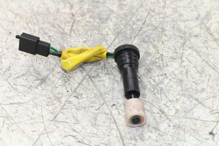 photo de INDICATORE LIVELLO OLIO KYMCO VITALITY 2T 50 (2004 - 2010) - Zoom sullo stato d'uso