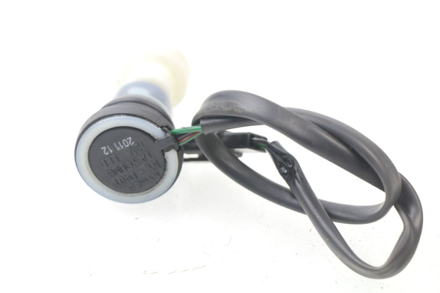 photo de MISURATORE LIVELLO OLIO KYMCO LIKE 2T 50 (2009 - 2018) - Altra angolazione