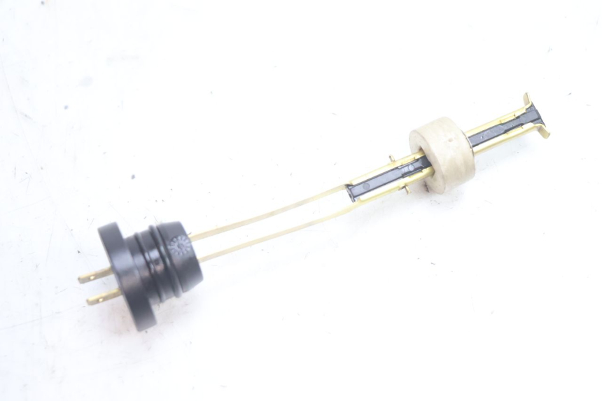 photo de LIVELLO OLIO SERBATOIO PEUGEOT LUDIX SNAKE 2T 50 (2004 - 2014) - Vista principale
