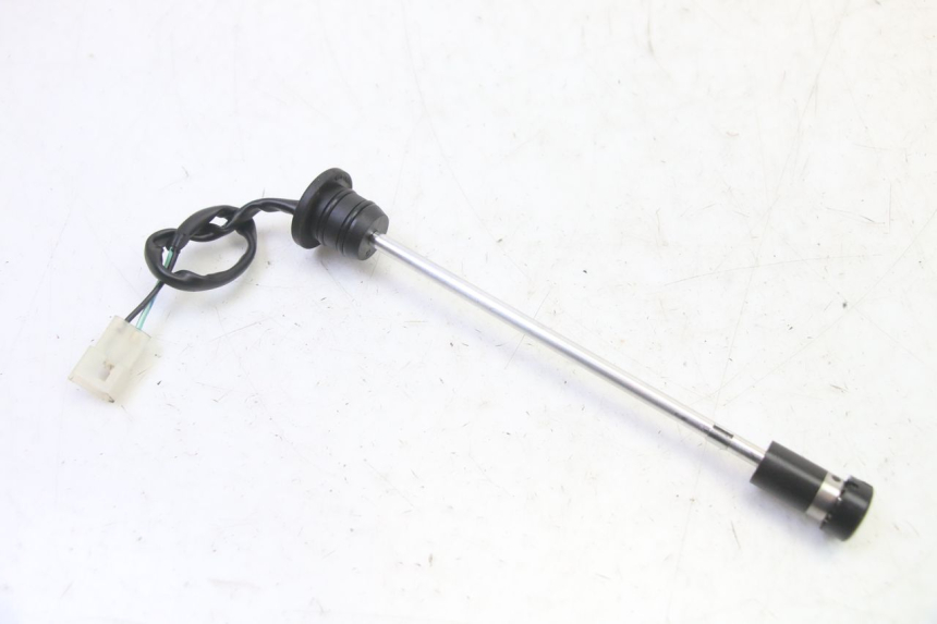 photo de Livello dell'olio nel serbatoio RIEJU MRT 50 (2018 - 2021) - Altra angolazione