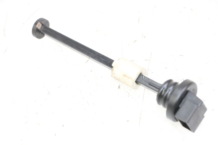 photo de LIVELLO OLIO SERBATOIO PIAGGIO VESPA S 2T 50 (2007 - 2014) - Altra angolazione