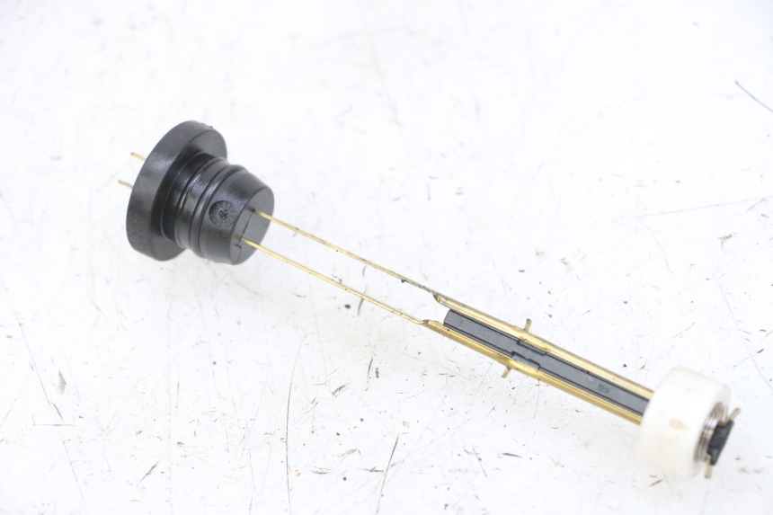 photo de SERBATOIO OLIO GALLEGGIANTE PEUGEOT SPEEDFIGHT 2 LC 50 (2000 - 2009) - Zoom sullo stato d'uso