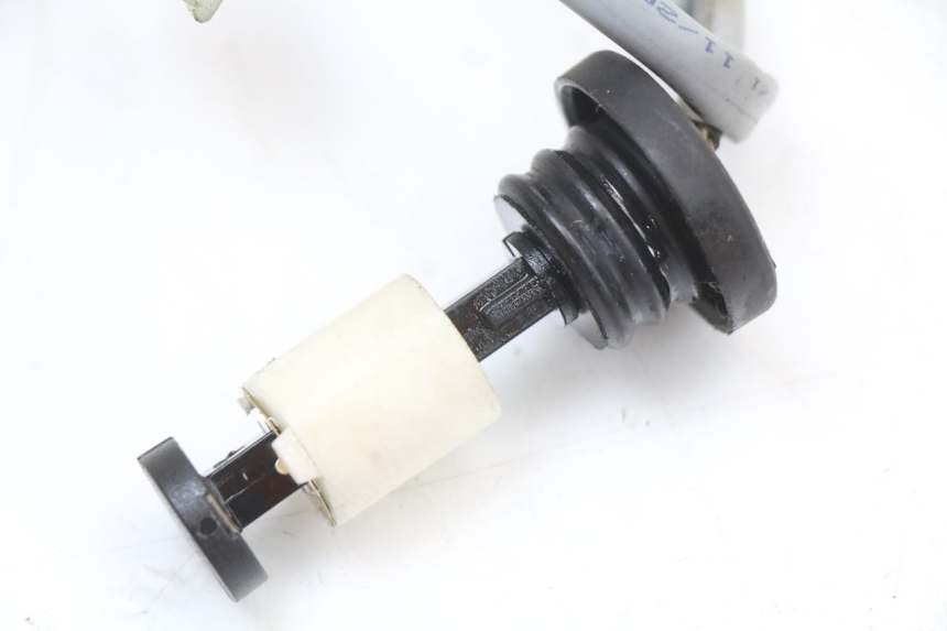 photo de LIVELLO OLIO SERBATOIO APRILIA SR 2T 50 (2018 - 2022) - Altra angolazione