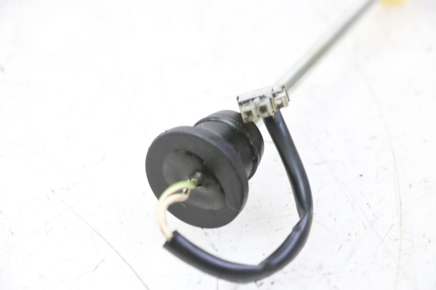 photo de LIVELLO OLIO SERBATOIO APRILIA SR R 2T LC 50 (2018 - 2021) - Altra angolazione