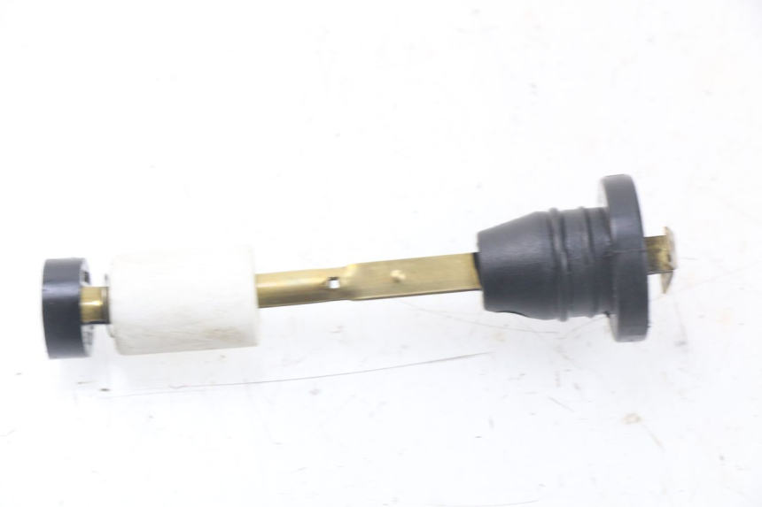 photo de LIVELLO OLIO SERBATOIO MBK STUNT NAKED 50 (2004 - 2018) - Zoom sullo stato d'uso