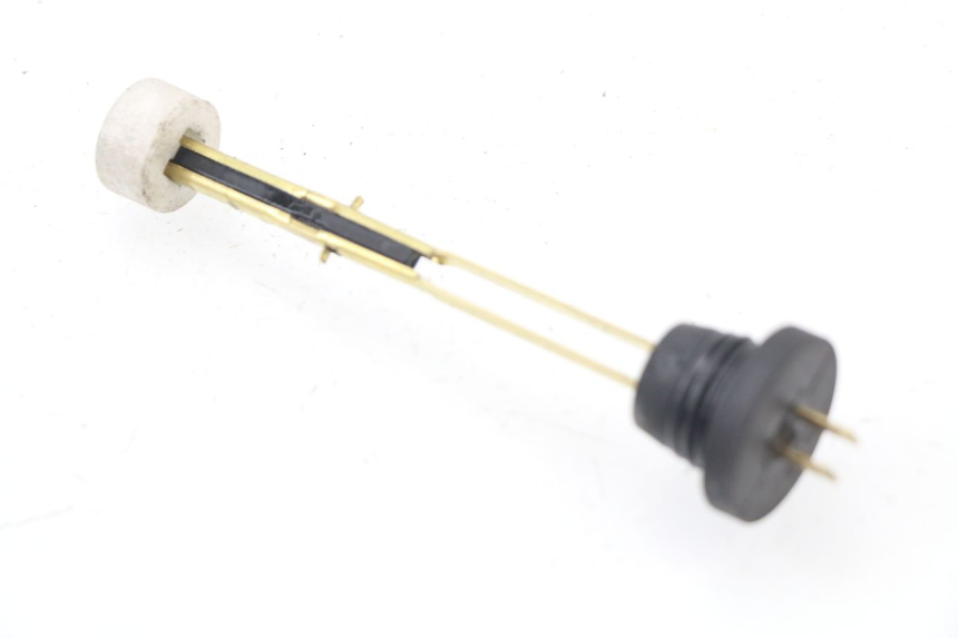 photo de Livello dell'olio nel serbatoio PEUGEOT TREKKER TKR 50 (2005 - 2014) - Vista principale