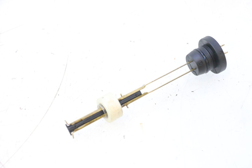 photo de Livello dell'olio nel serbatoio PEUGEOT TREKKER TKR 50 (2005 - 2014) - Dettaglio del componente