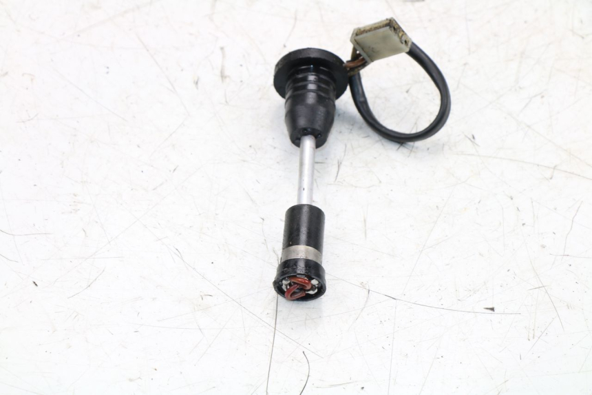 photo de Livello dell'olio nel serbatoio YAMAHA XC BELUGA 50 (1985 - 1996) - Zoom sullo stato d'uso