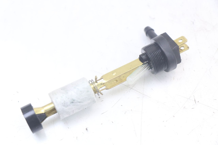 photo de LIVELLO OLIO SERBATOIO FANTIC XM PERFORMANCE 2T 50 (2021 - 2022) - Altra angolazione