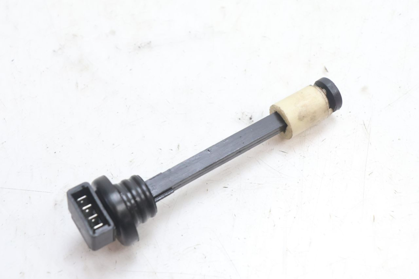 photo de LIVELLO OLIO SERBATOIO PIAGGIO ZIP 2T 50 (2009 - 2019) - Zoom sullo stato d'uso