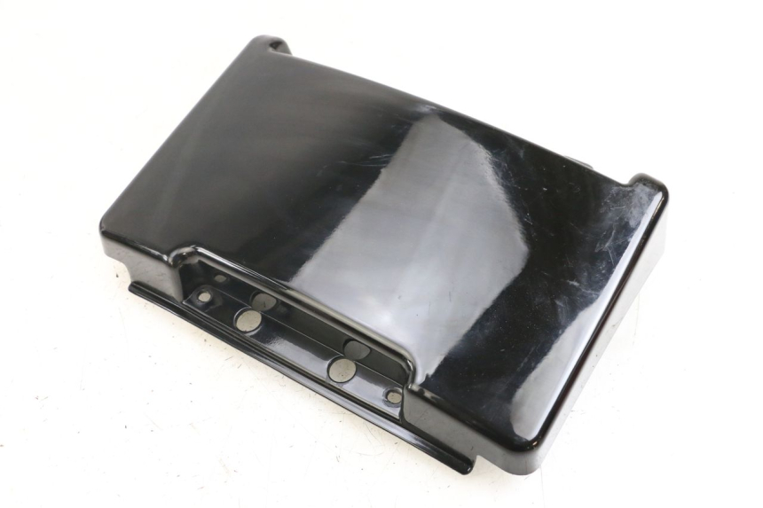 photo de Giunzione carenatura posteriore E-MAX 80L 1 (2011 - 2014) - Vista principale