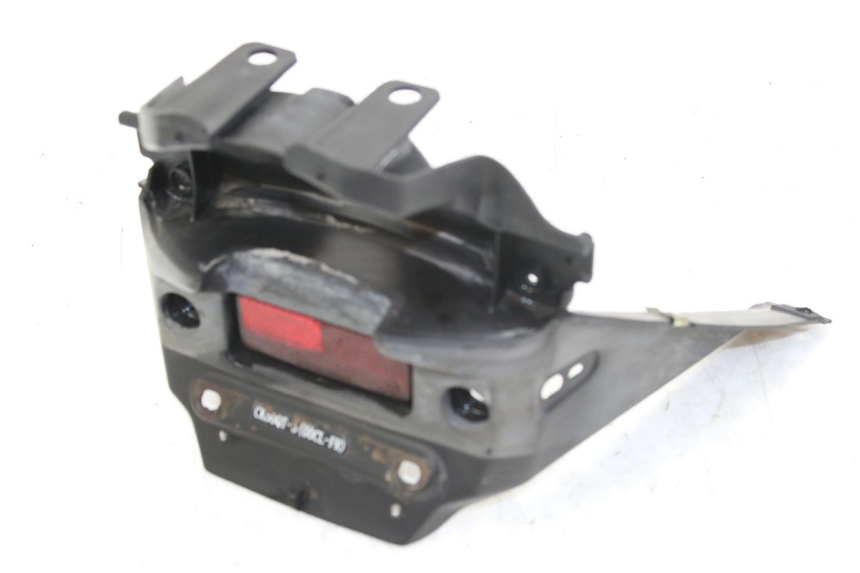 photo de GIUNZIONE PARAFANGO POSTERIORE KYMCO AGILITY 4T 50 (2005 - 2018) - Stato della superficie e materiale