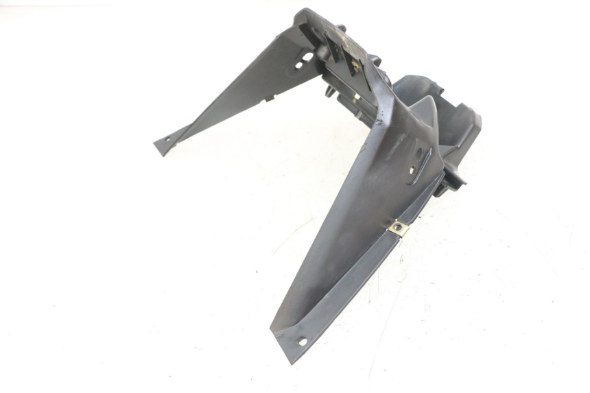 photo de GIUNZIONE PARAFANGO POSTERIORE KYMCO AGILITY 4T 50 (2005 - 2018) - Dettaglio del componente