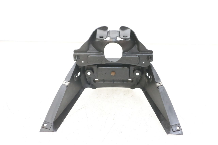 photo de GIUNZIONE PARAFANGO POSTERIORE KYMCO AGILITY 4T 50 (2018 - 2022) - Zoom sullo stato d'uso