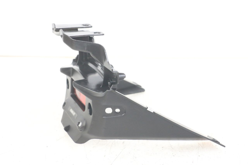 photo de GIUNZIONE PARAFANGO POSTERIORE KYMCO AGILITY 4T 50 (2018 - 2022) - Altra angolazione