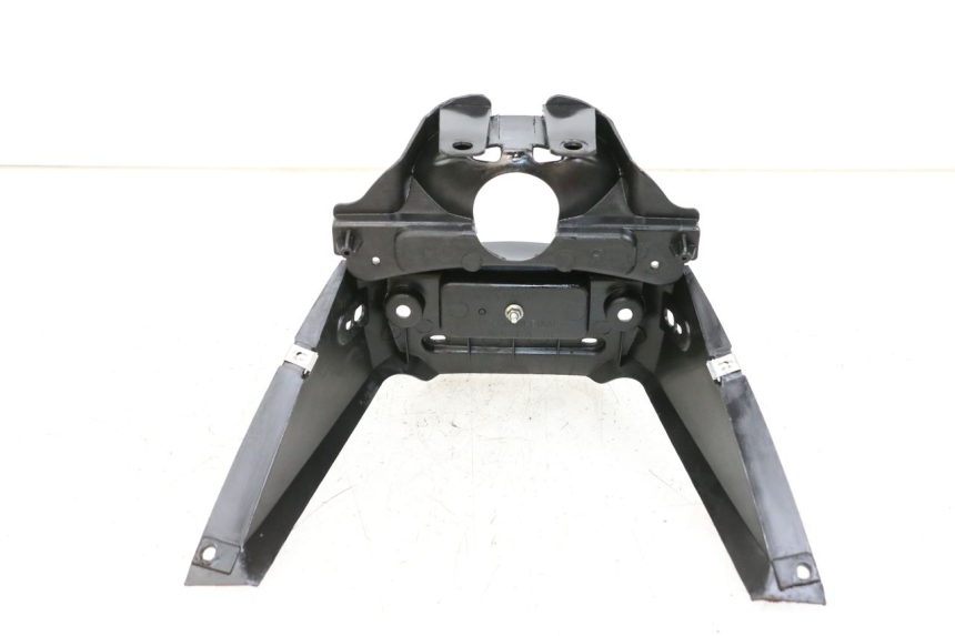 photo de GIUNZIONE PARAFANGO POSTERIORE KYMCO AGILITY 4T 50 (2018 - 2022) - Zoom sullo stato d'uso