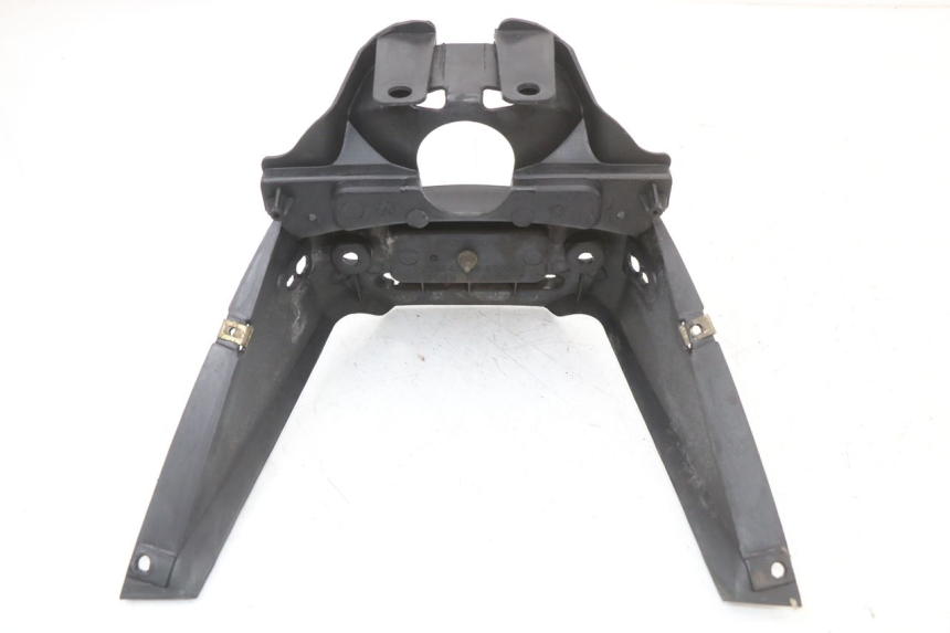 photo de GIUNZIONE PARAFANGO POSTERIORE KYMCO AGILITY FR 2T 50 (2012 - 2017) - Altra angolazione