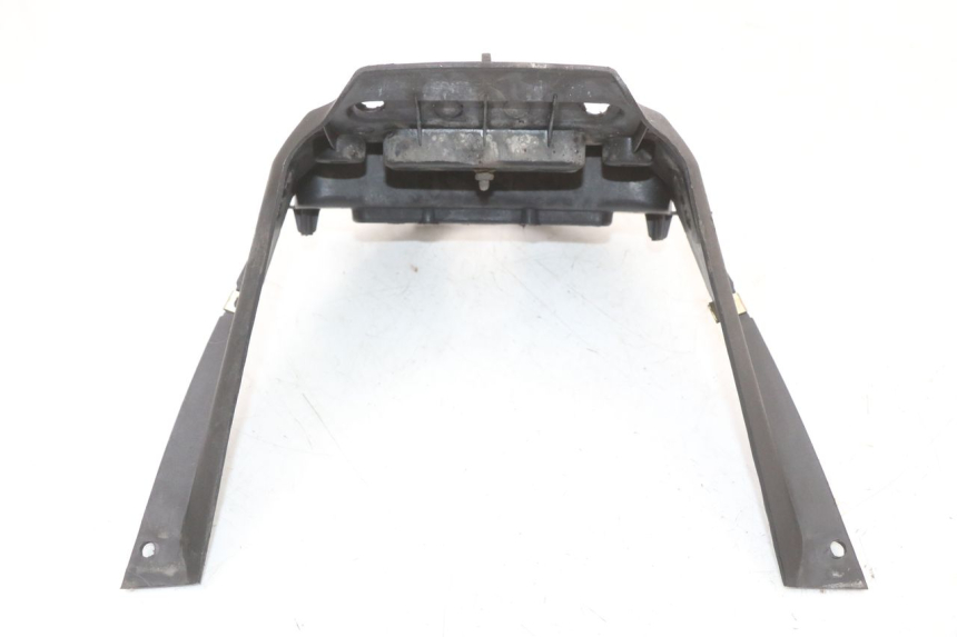 photo de GIUNZIONE PARAFANGO POSTERIORE KYMCO AGILITY FR 2T 50 (2012 - 2017) - Primo piano tecnico