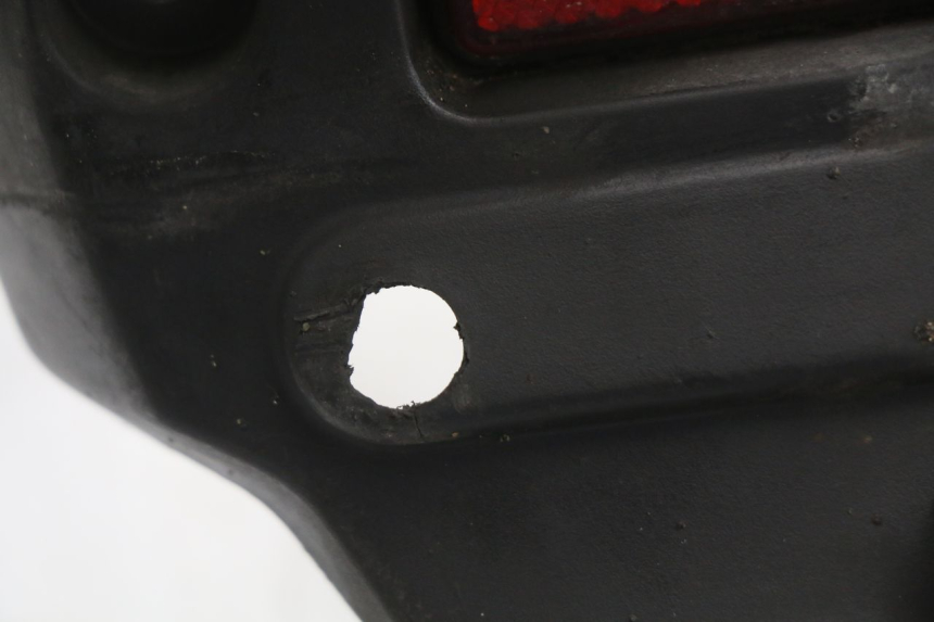 photo de GIUNZIONE PARAFANGO POSTERIORE KYMCO AGILITY FR 2T 50 (2012 - 2017) - Dettagli dei punti di fissaggio