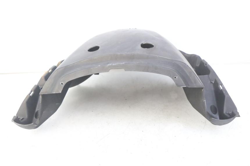 photo de GIUNZIONE PARAFANGO POSTERIORE APRILIA ATLANTIC 500 (2002 - 2003) - Dettagli dei punti di fissaggio