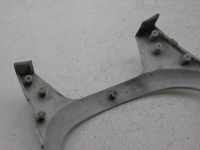 photo de Giunzione carenatura posteriore BENZHOU YY50QT31 VINTAGE 50 (2009 - 2012) - Dettaglio del componente