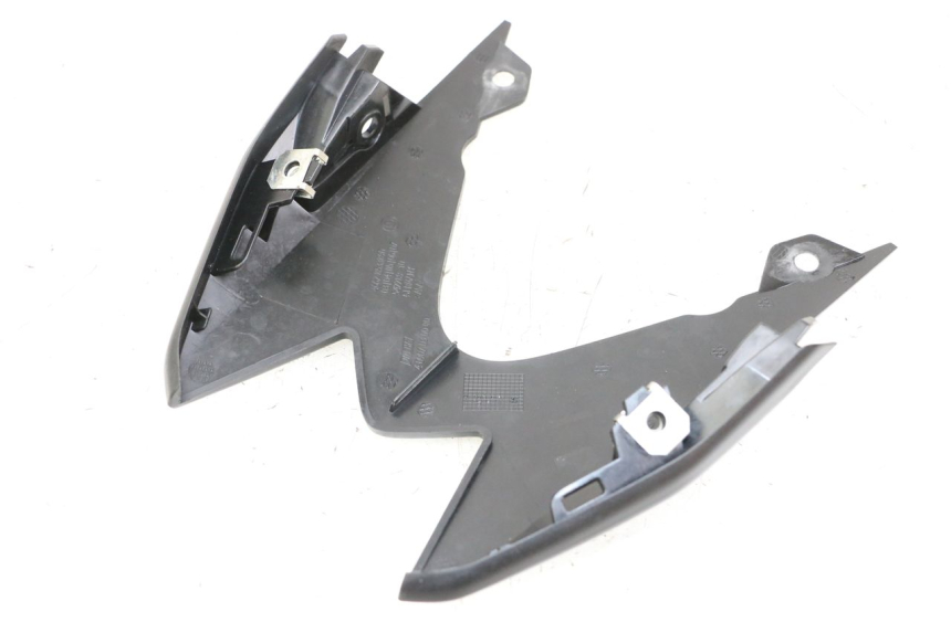 photo de CARENA POSTERIORE CONGIUNZIONE BMW S RR ABS S1000RR 1000 (2015 - 2018) - Primo piano tecnico