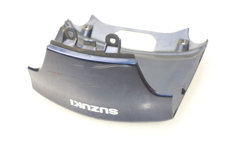 photo de Giunzione carenatura posteriore SUZUKI BURGMAN 650 (2002 - 2004) - Zoom sullo stato d'uso