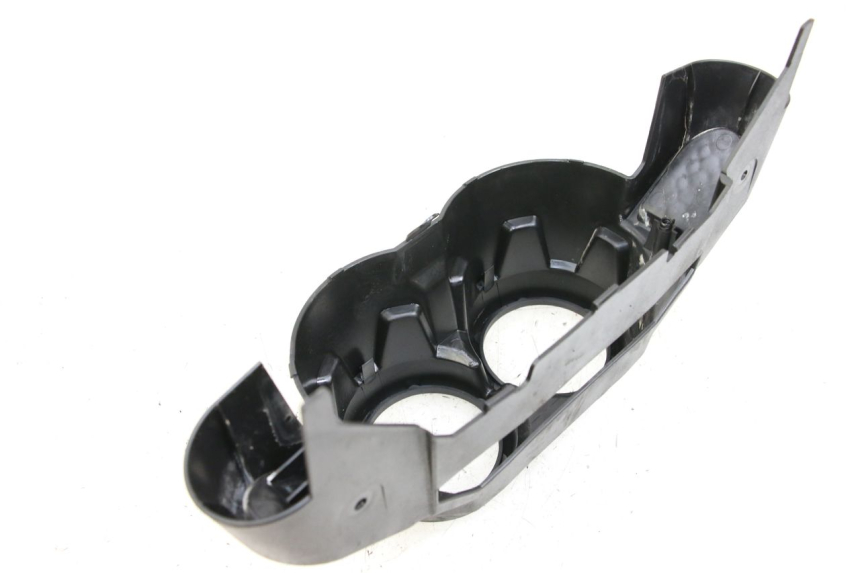 photo de Giunzione carenatura posteriore YAMAHA BW'S BWS 125 (2010 - 2013) - Dettaglio del componente