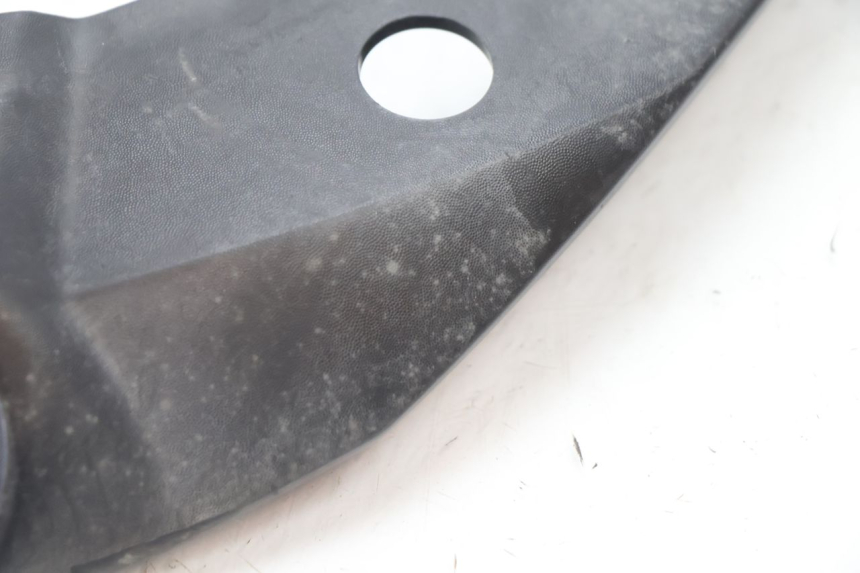 photo de CARENA POSTERIORE CONGIUNZIONE BMW C SPORT 650 (2015 - 2021) - Primo piano tecnico