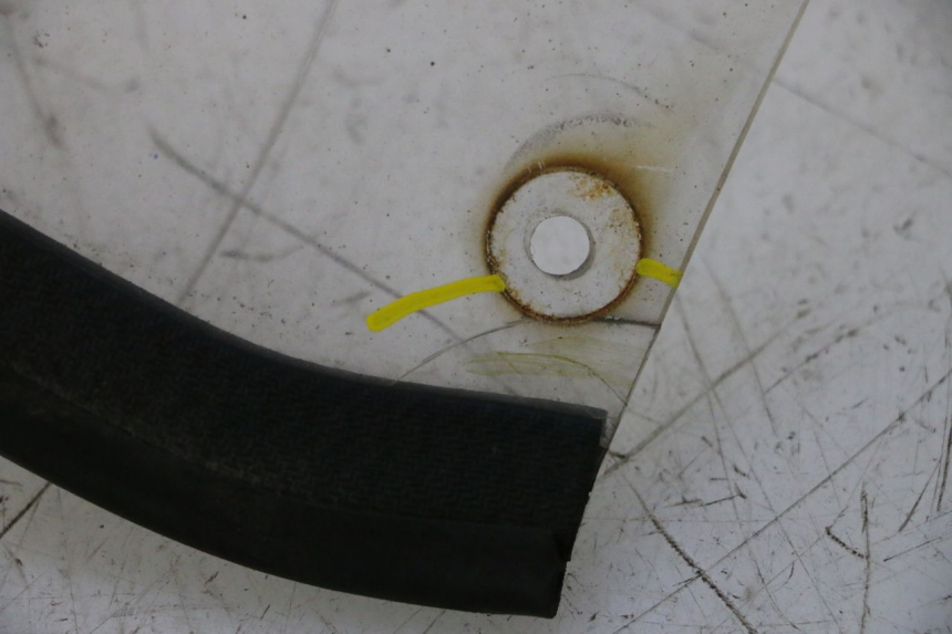 photo de GIUNZIONE PARAFANGO POSTERIORE BMW C1 125 (2000 - 2003) - Zoom sui componenti