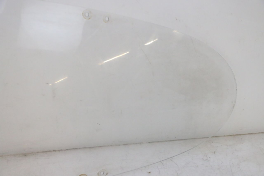 photo de GIUNZIONE PARAFANGO POSTERIORE BMW C1 125 (2000 - 2003) - Primo piano ad alta risoluzione