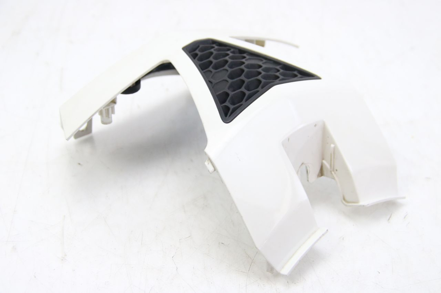 photo de GIUNZIONE PARAFANGO POSTERIORE PEUGEOT E-VIVACITY 1 (2012 - 2018) - Zoom sullo stato d'uso