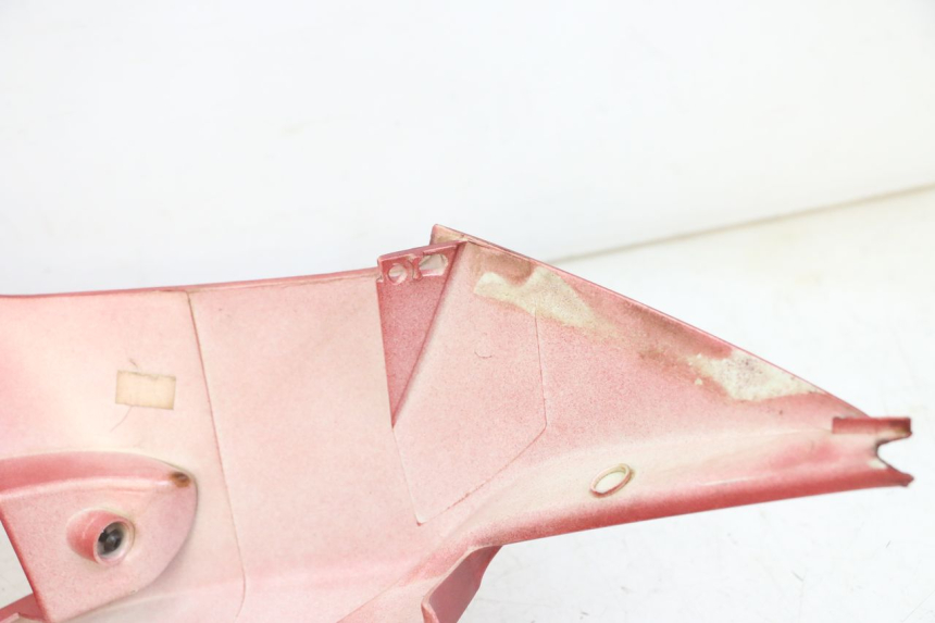 photo de CARENA POSTERIORE CONGIUNZIONE PEUGEOT ELYSTAR 125 (2002 - 2007) - Zoom sullo stato d'uso