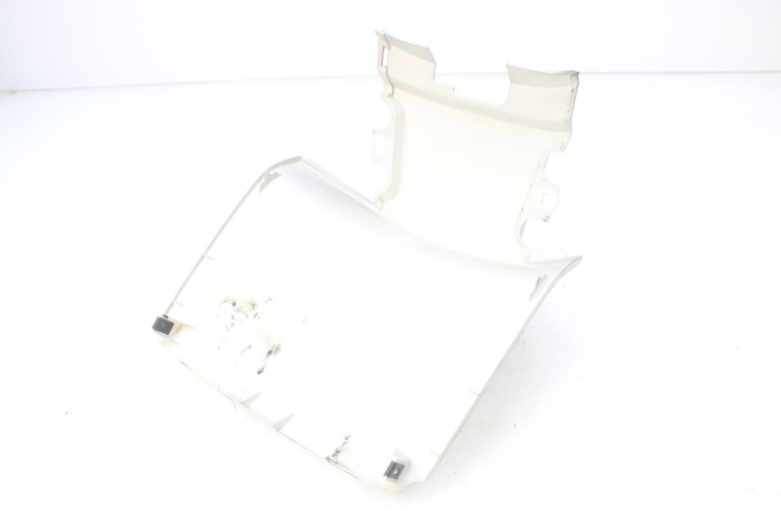 photo de GIUNZIONE PARAFANGO POSTERIORE HONDA FES PANTHEON 2T 125 (1998 - 2002) - Zoom sullo stato d'uso