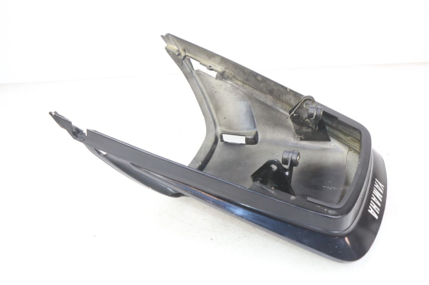 photo de GIUNZIONE PARAFANGO POSTERIORE YAMAHA FJ 3CX 1200 (1986 - 1996) - Zoom sullo stato d'uso