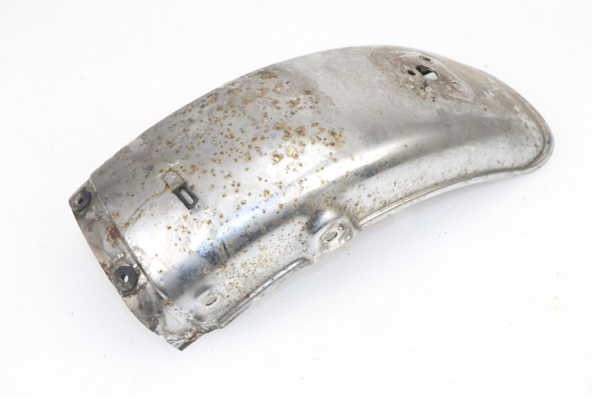 photo de Giunzione carenatura posteriore SUZUKI GN 125 (1997 - 2000) - Dettaglio del componente