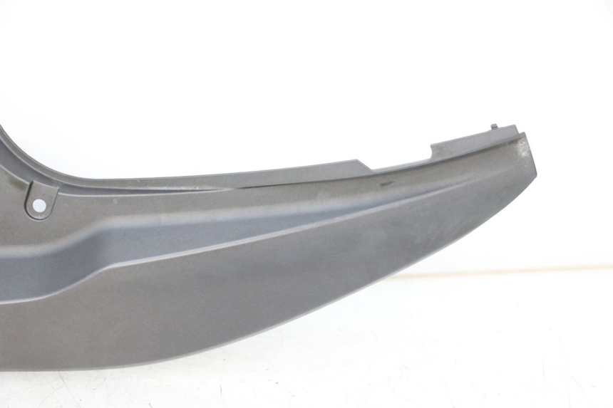 photo de Giunzione carenatura posteriore HONDA PCX (JF57/JF64) 125 (2014 - 2018) - Ispezione visiva dettagliata