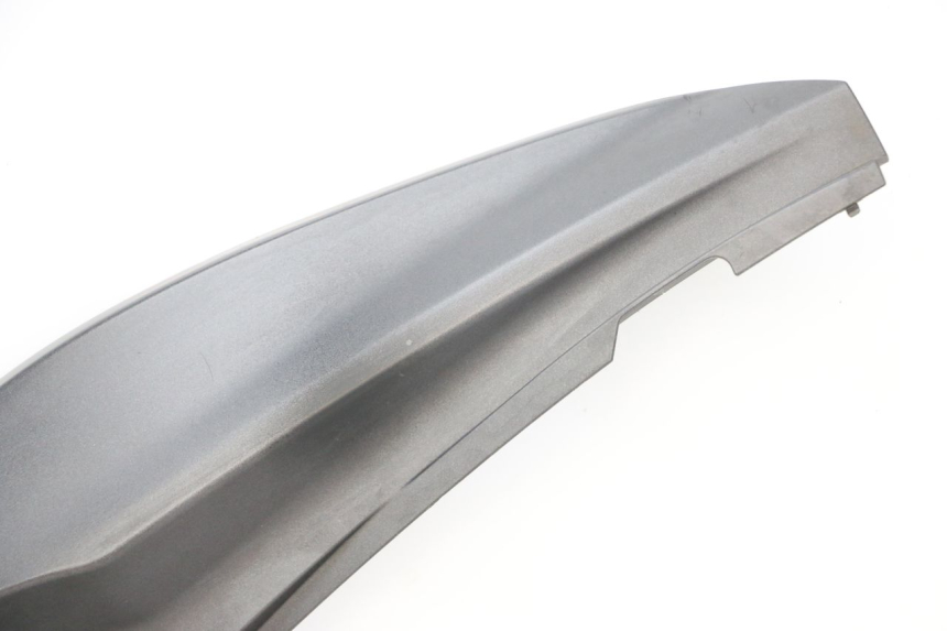 photo de Giunzione carenatura posteriore HONDA PCX (JF57/JF64) 125 (2014 - 2018) - Focus sulla struttura