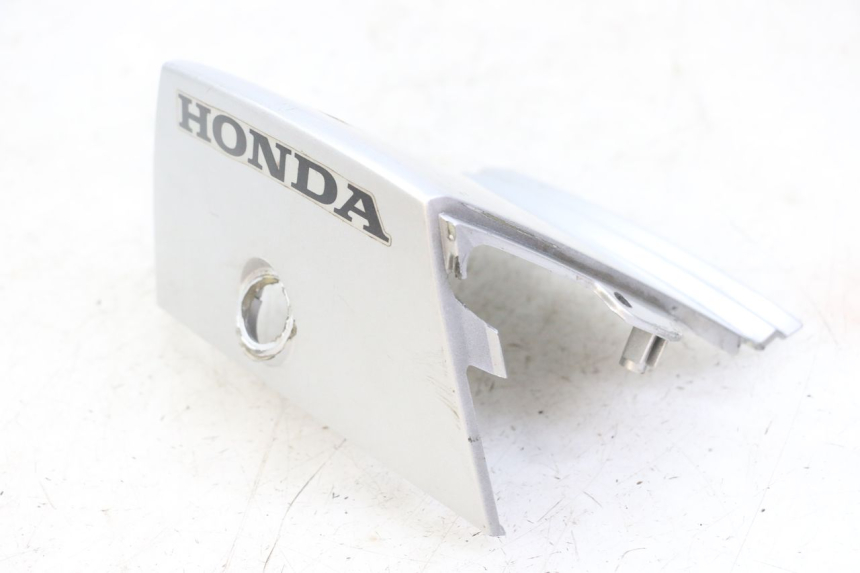 photo de GIUNZIONE PARAFANGO POSTERIORE HONDA SCV LEAD 100 (2003 - 2007) - Vista principale